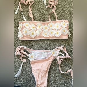 NEW pink bikini with white and yellow daisies